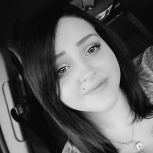 Meet your Posher, Mikayla